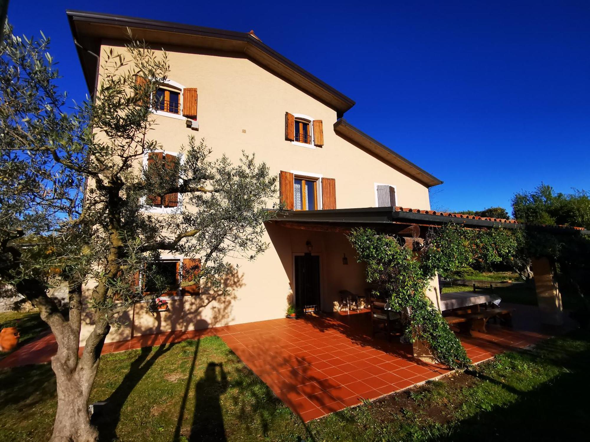 Casa Ghirlanda Con Piscina E Campo Da Tennis Лацизе Экстерьер фото